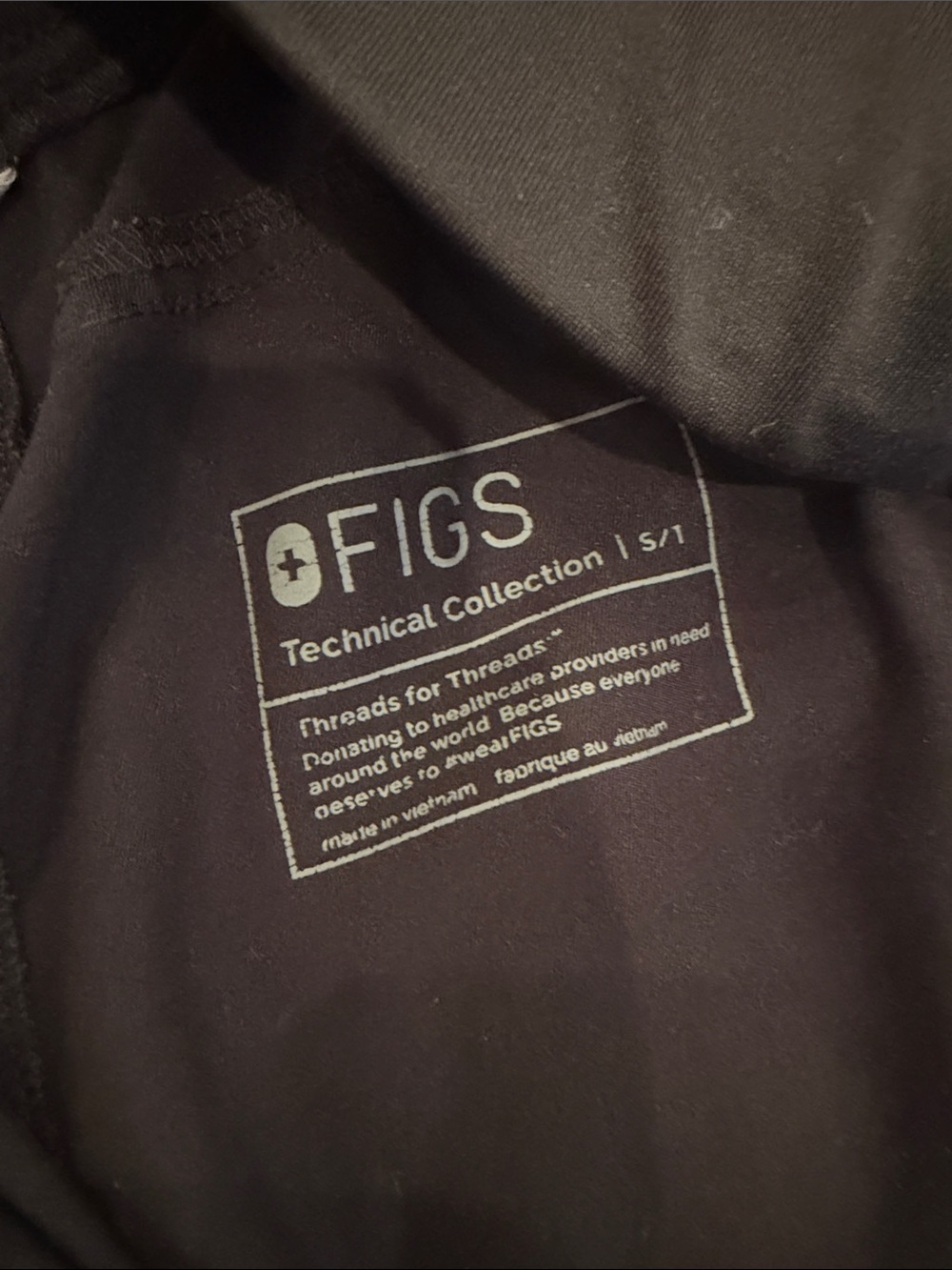 Figs Black Women's Boot-Cut Scrub Pants with Side Pocket - Picture 2 of 2